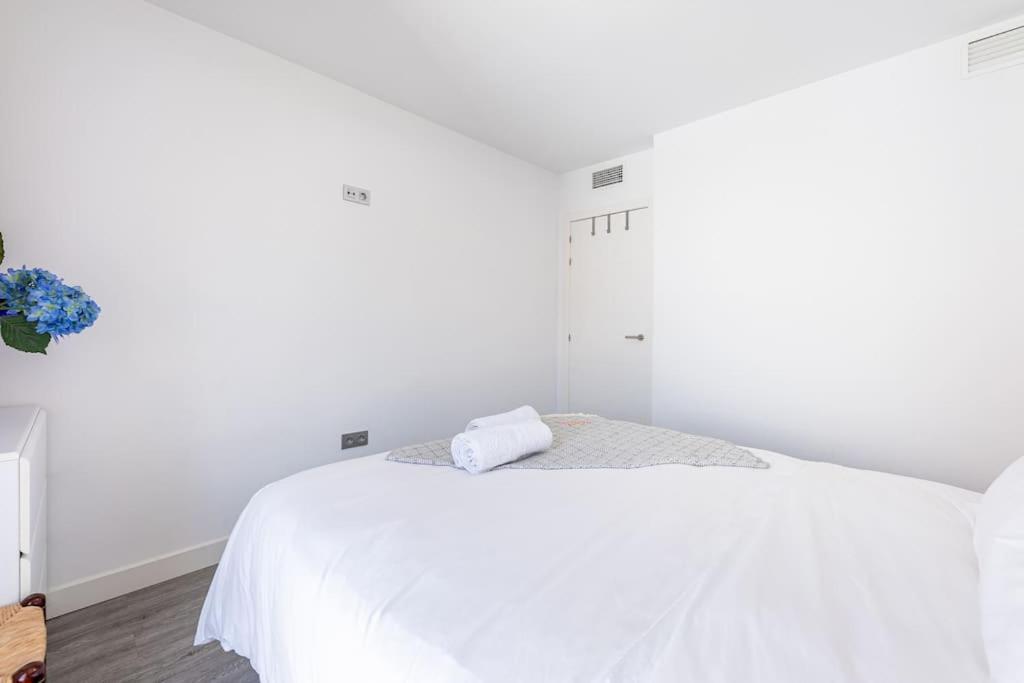 Lejlighed With Sea Views In Puerto Banus Marbella