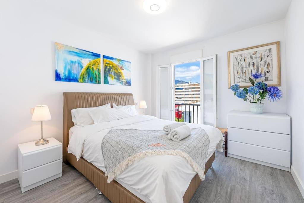 Lejlighed With Sea Views In Puerto Banus Marbella